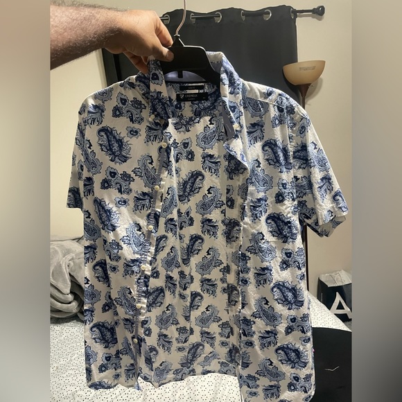 White button down with blue design that looks stylish - Picture 1 of 3